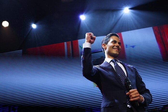 2025-10-29t212650z-1327236097-rc